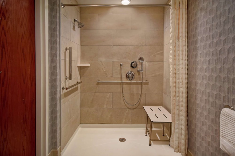Embassy Suites Little Rock - photo 55