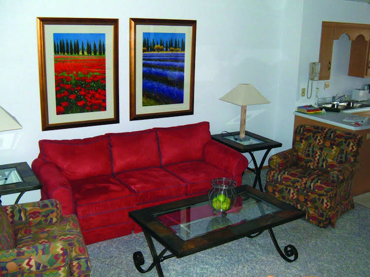 The Hilltop Inn - photo 7