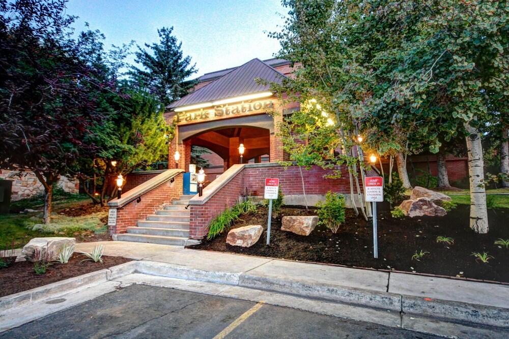 Park Station Condominium Hotel - photo 289