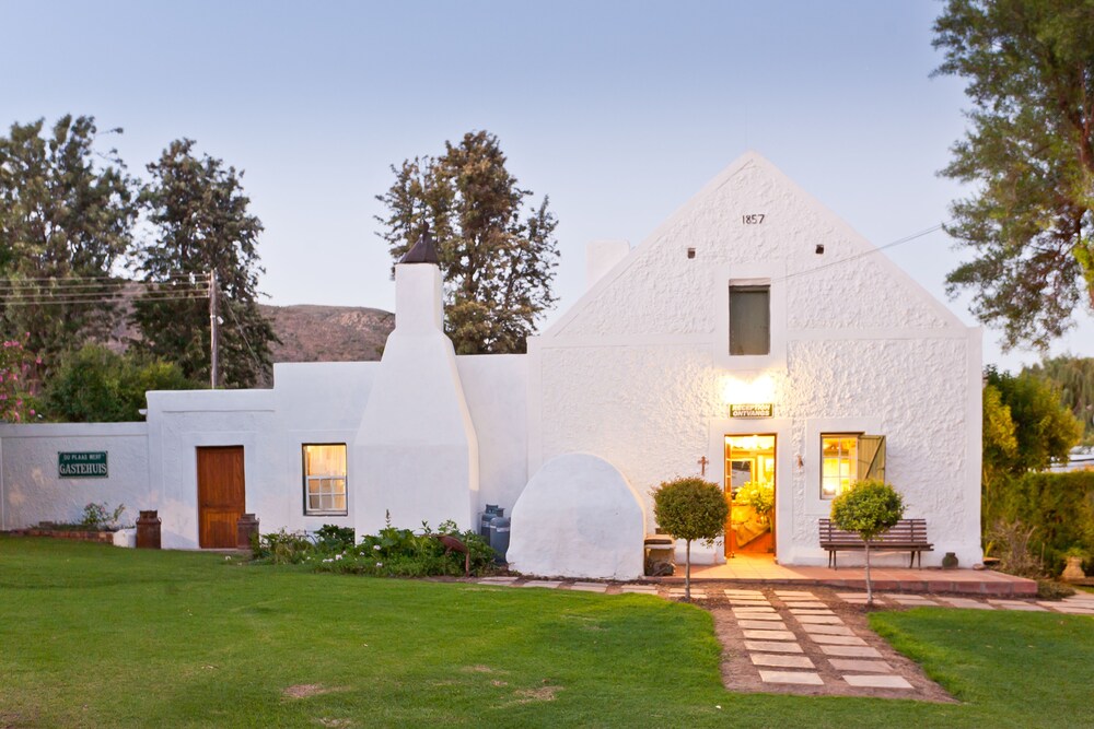 Oue Werf Country House — 4-Star Luxury Hotel in Oudtshoorn, South Africa