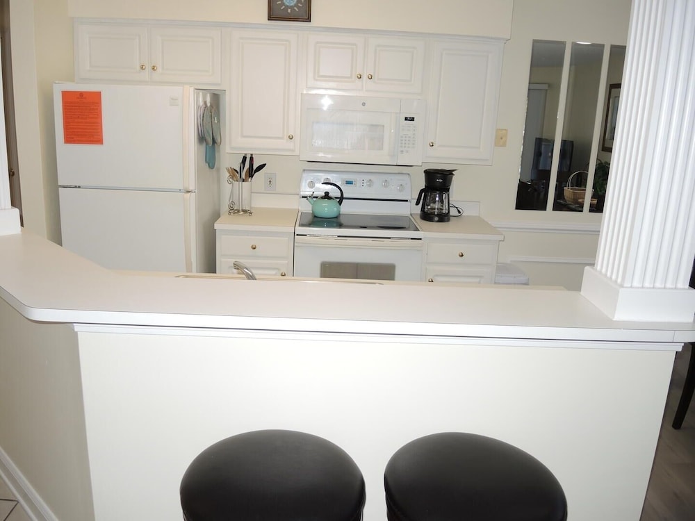 Brunswick Plantation Golf Resort Villa 1607 Close to Beach in Calabash by RedAwning - photo 11