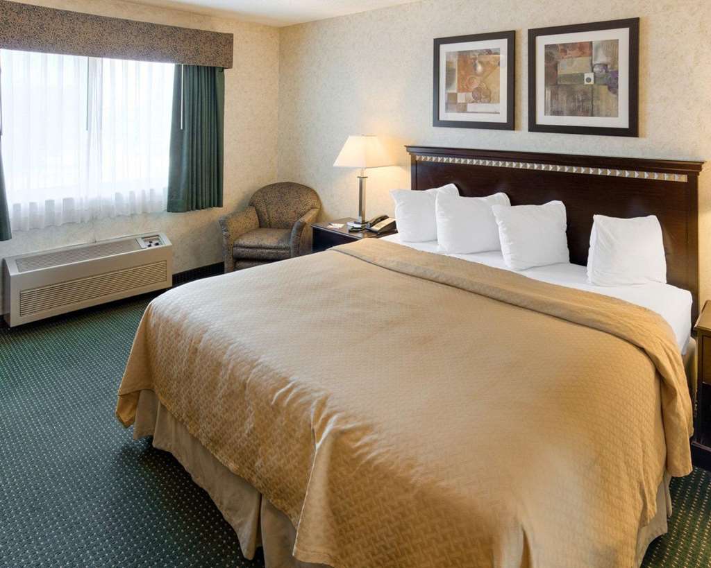 Quality Inn near Northtown Mall & National Sports Center - photo 9