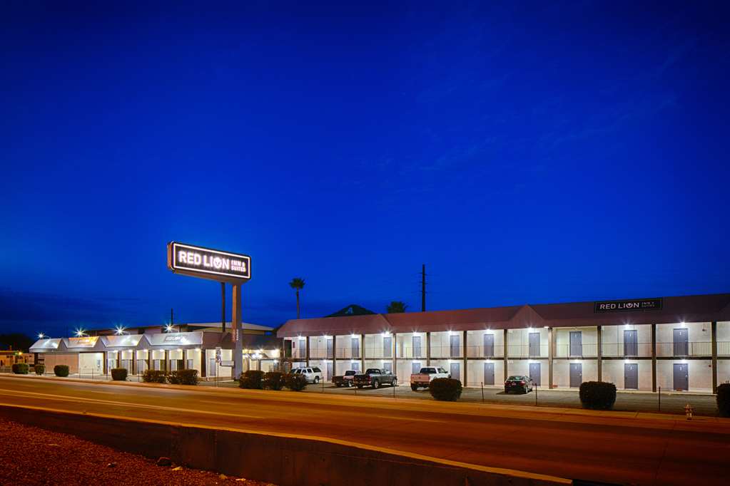 Red Lion Inn & Suites Tucson Downtown - carbon neutral hotel in Tucson