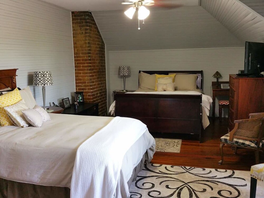 Edwardian Inn - photo 11
