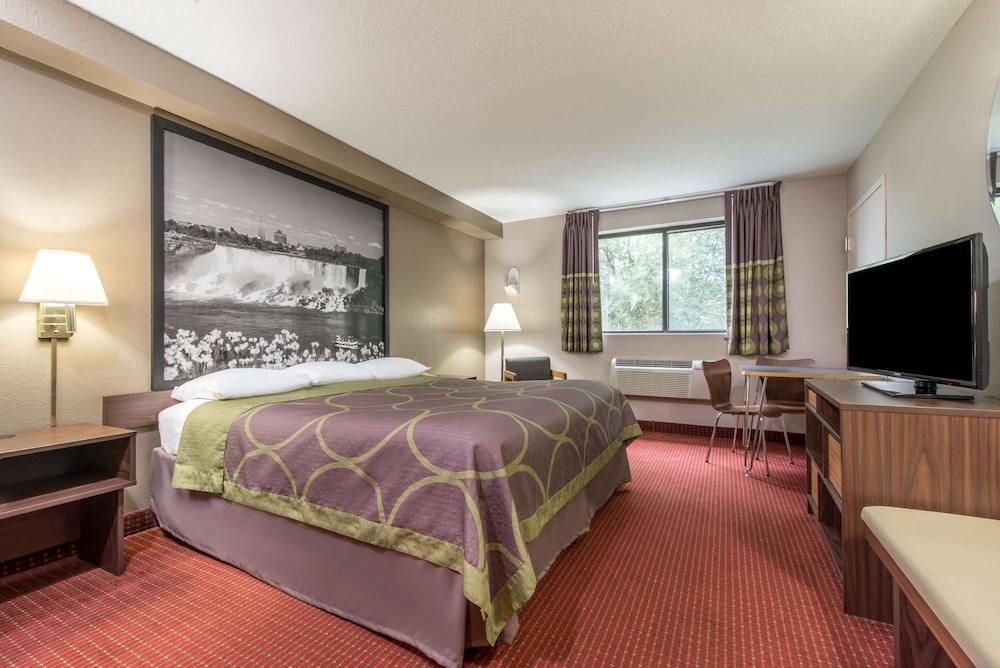 Super 8 by Wyndham Niagara Falls NY - photo 30
