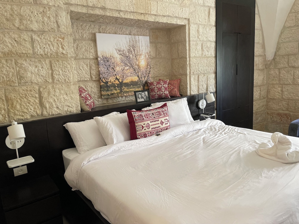 Mizirawi Hotel in Ramallah, West Bank and Gaza Strip