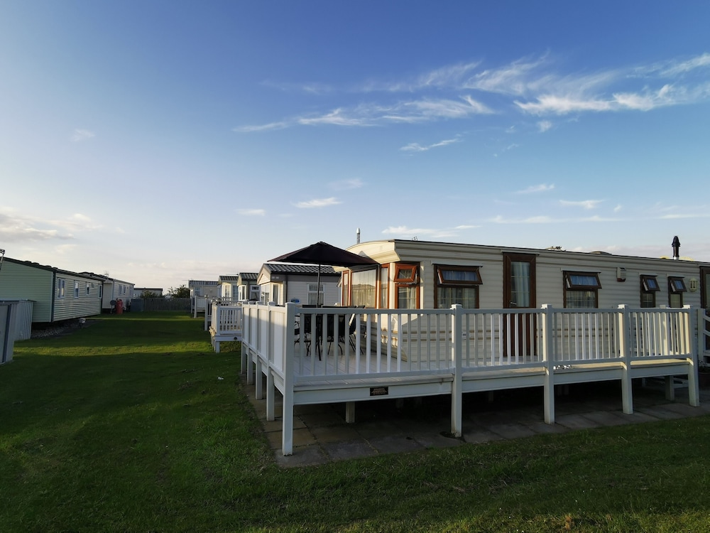 Plum 1 Coral Beach Ingoldmells 3 bed 8 Berth in Skegness, United Kingdom