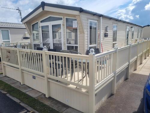 8 Berth Deluxe Pg36 in Chapel Saint Leonards, United Kingdom