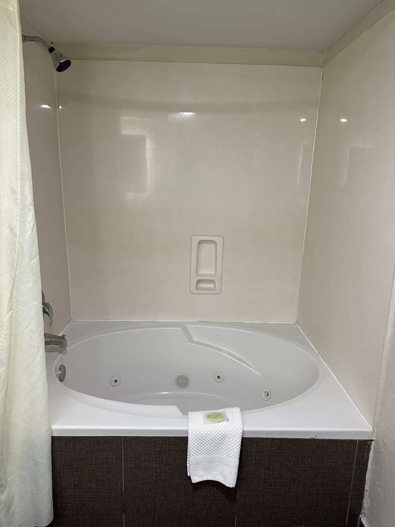Sleep Inn & Suites Pineville Alexandria - photo 32