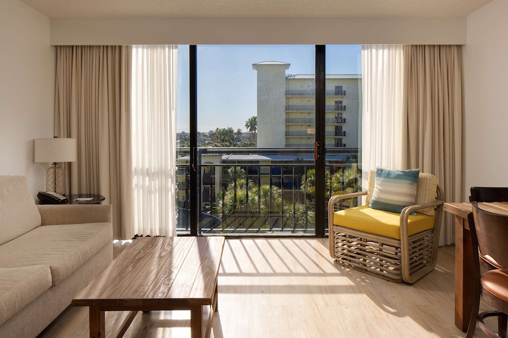 St Pete Shores Hotel - photo 19