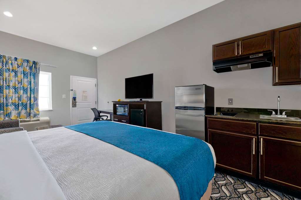 Studio 6 Pleasanton TX - photo 7
