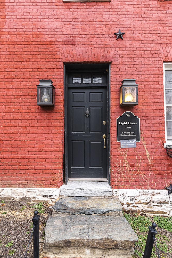 Light Horse Inn — 4-Star Luxury Hotel in Athens, United States