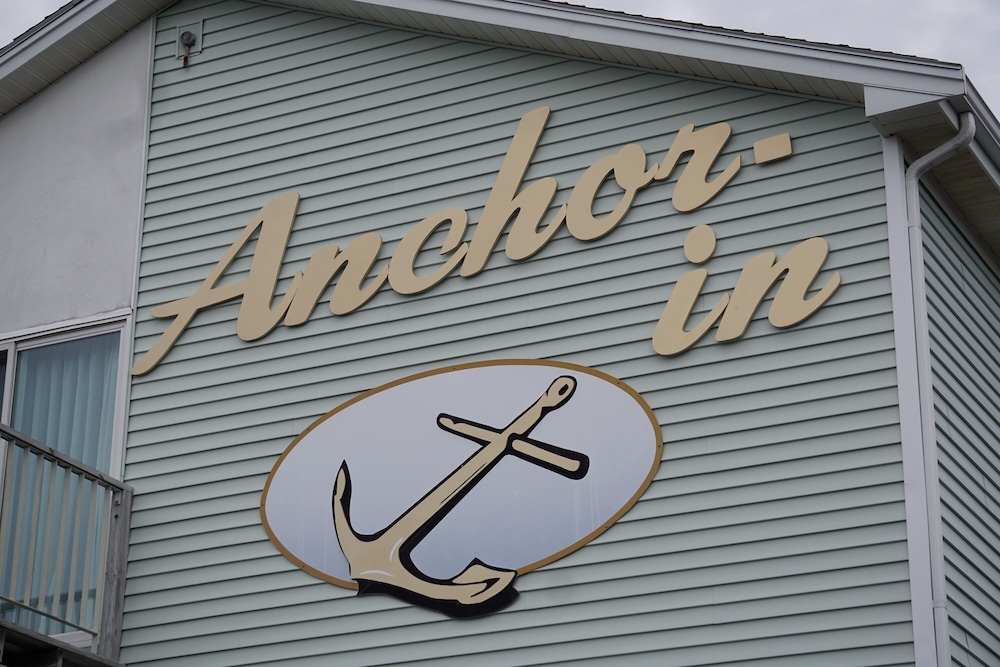 Anchor In Distinctive Waterfront Lodging - photo 36