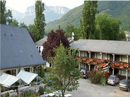 Hôtel Neiges de France — hotel in Challes-Les-Eaux