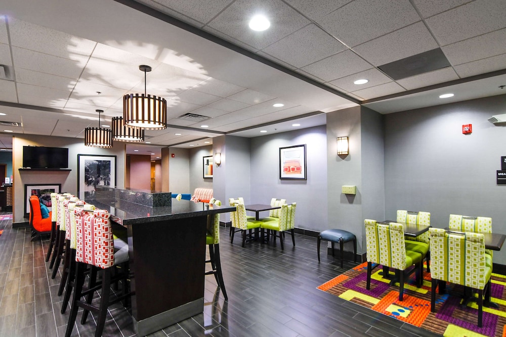 Hampton Inn Foley - photo 80