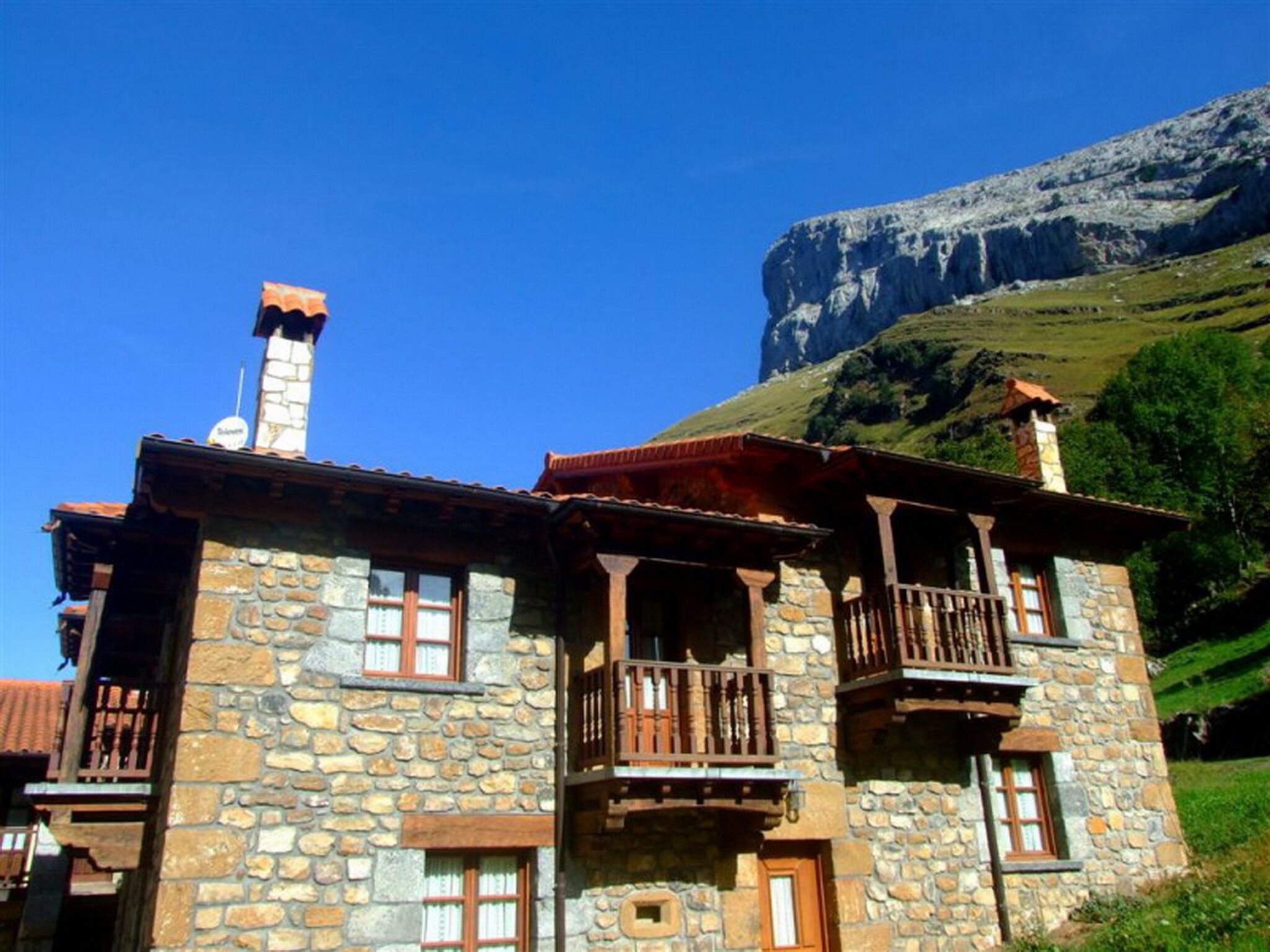 Las Casucas de Asón — hotel in Arredondo