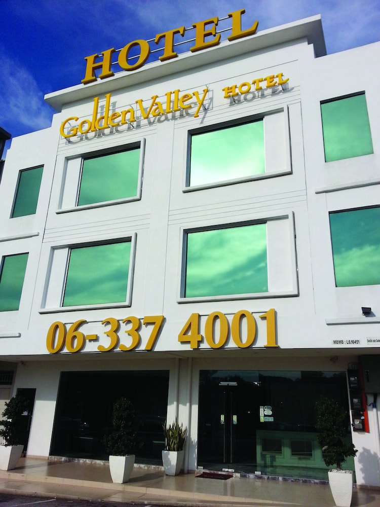 Golden Valley Hotel - last minute hotel in Malacca