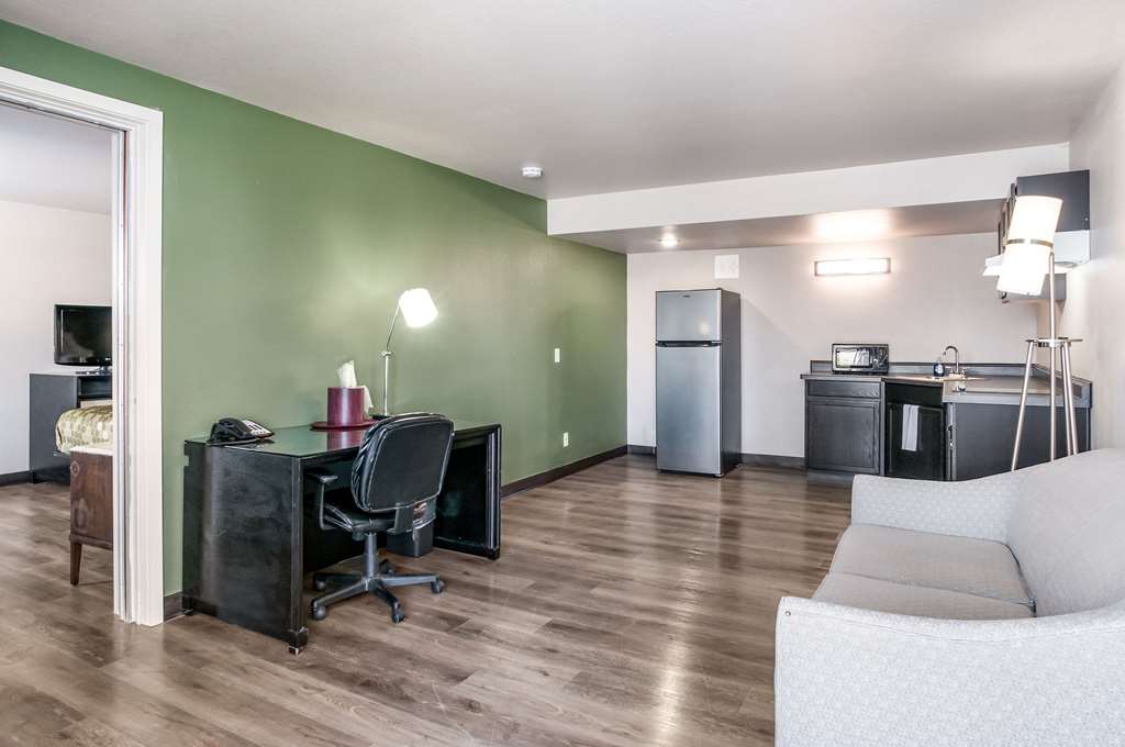 Suburban Studios Neenah Appleton - photo 19