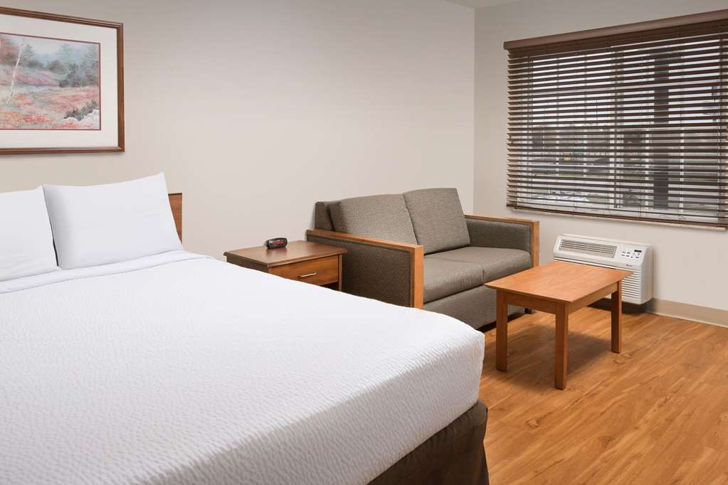 WoodSpring Suites San Angelo - photo 9