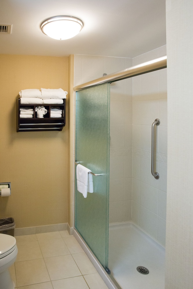 Hampton Inn & Suites Providence Downtown - photo 52