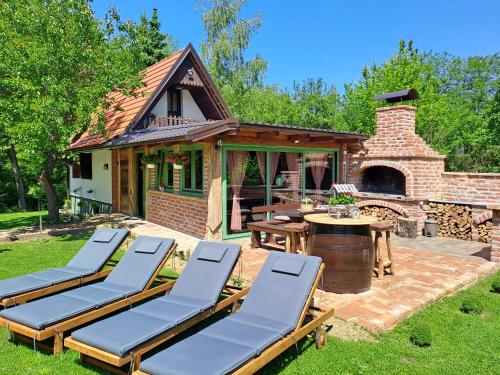 Ruralna kuća za odmor Marija — 4-Star Luxury Hotel in Novigrad Podravski, Croatia