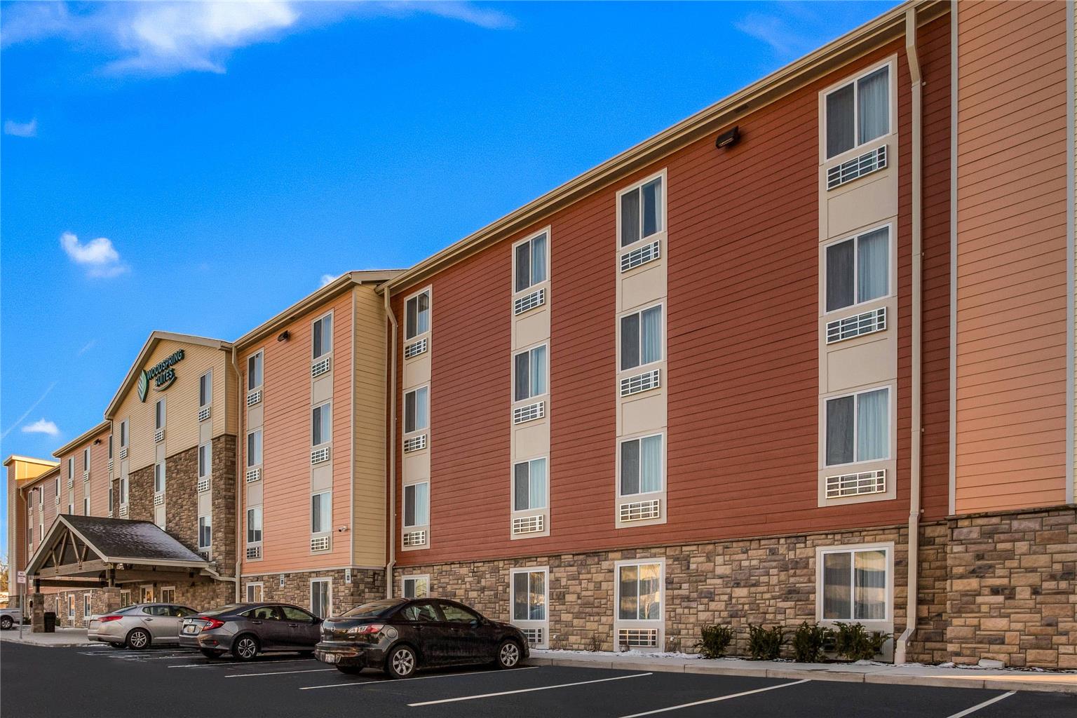 WoodSpring Suites Novi Farmington - photo 2