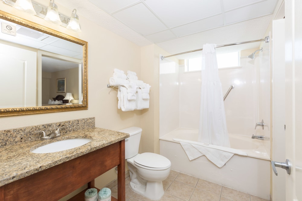 Carolinian Beach Resort by Oceana Resorts - photo 60