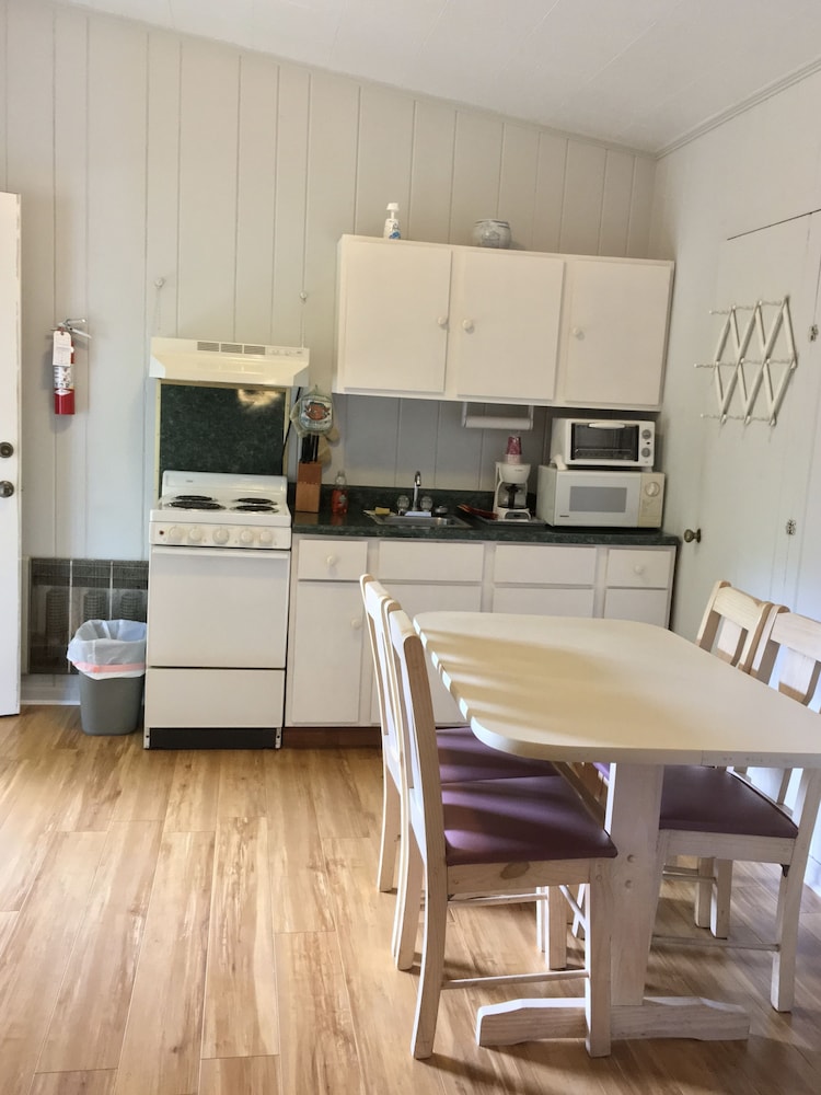 CedarWood Inn - photo 74
