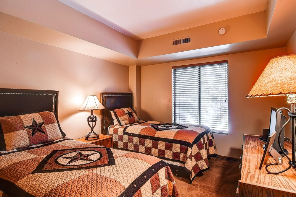 Park Station Condominium Hotel - photo 49