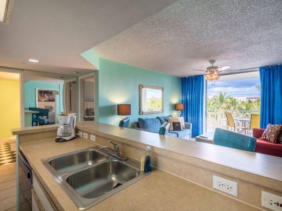 Sunrise Suites Resorts Key West - photo 16