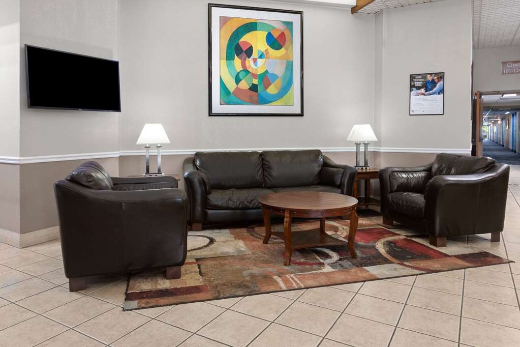 Baymont Inn and Suites by Wyndham Farmington MO - photo 5