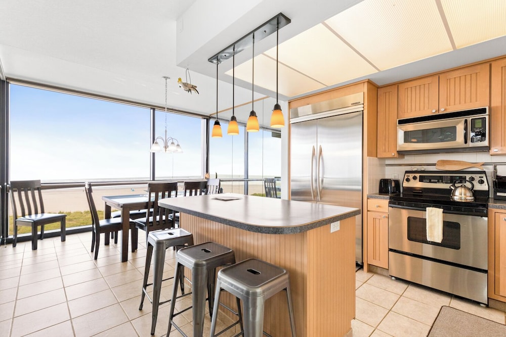 Sand & Sea Resort Condominiums - photo 364
