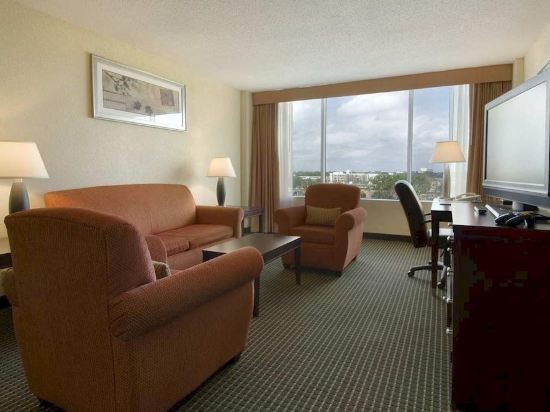 Travelodge Lafayette - photo 12