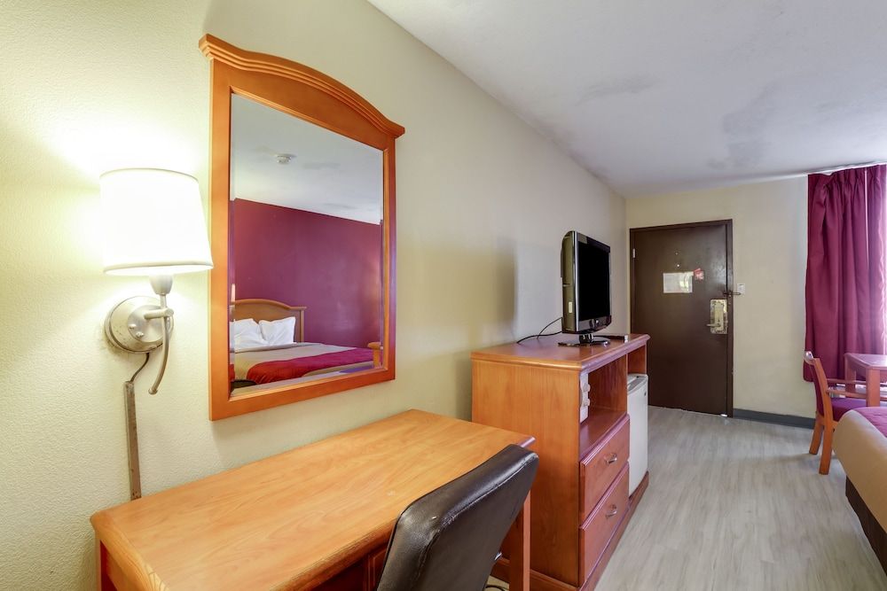 Mill Tree Inn - photo 10