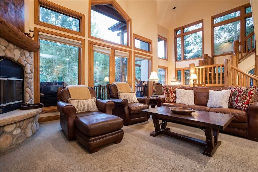 Crosstimbers 2795 — 4-Star Luxury Hotel in Steamboat Springs, United States