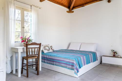 Anemoperasma Peaceful Stay in An Olive Grove in Unknown City, Greece
