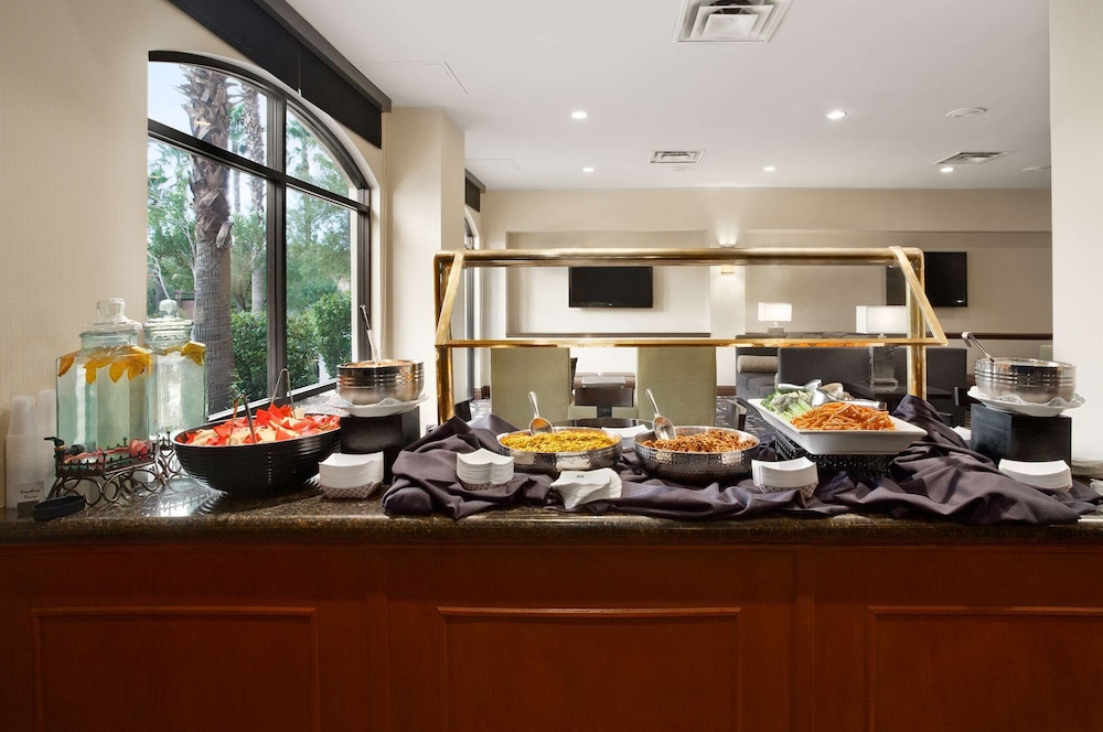 Embassy Suites by Hilton Las Vegas - photo 43