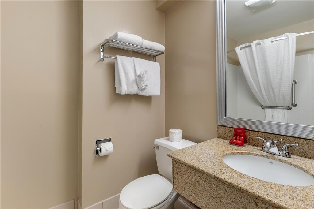 SureStay Hotel by Best Western East Brunswick - photo 23