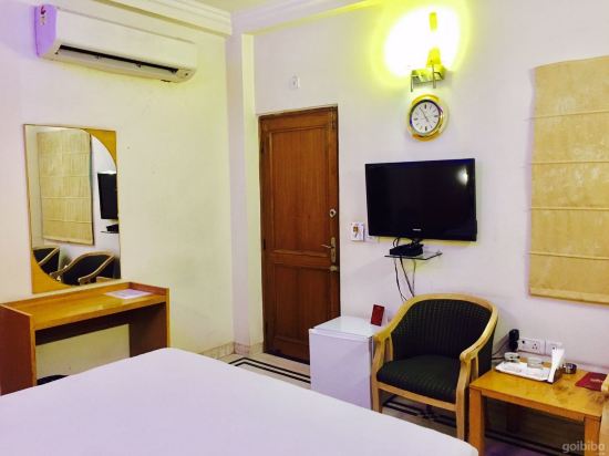 Hotel Interior/Public Areas