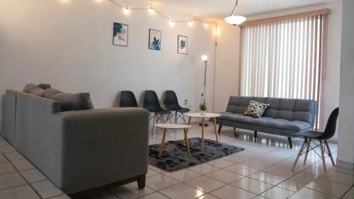 Casa céntrica para grupos grandes — 4-Star Luxury Hotel in San Luis Potosi, Mexico