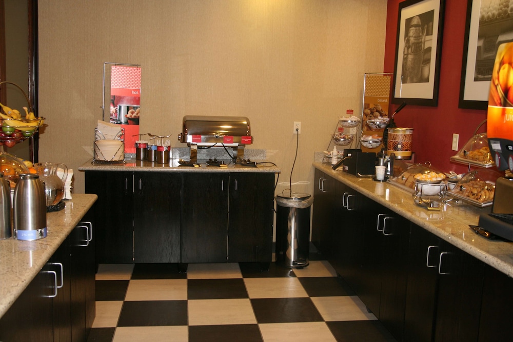 Hampton Inn Van Horn - photo 30