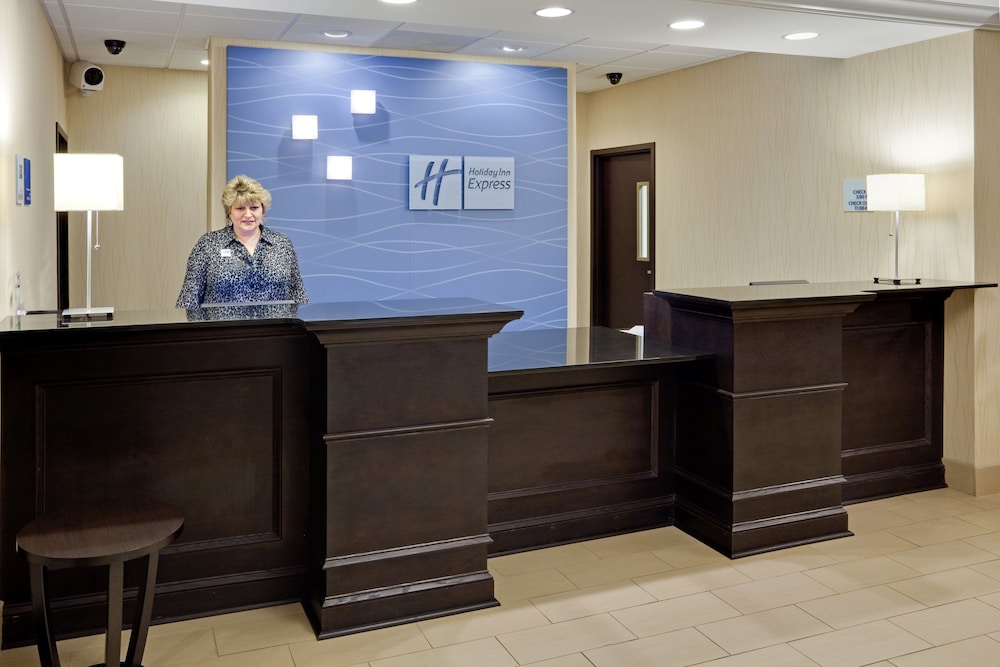Holiday Inn Express Hotel & Suites Lebanon by IHG - photo 31