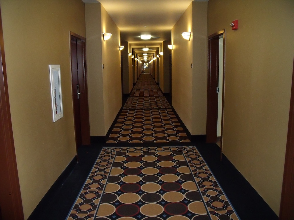 Irish Inn And Suites - photo 23