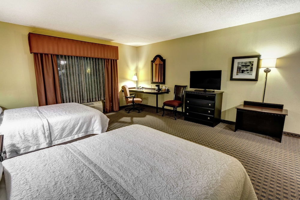 Hampton Inn & Suites Chadds Ford - photo 17
