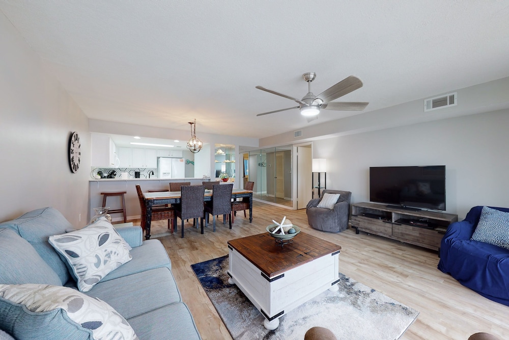 Romar Tower 5C by Meyer Vacation Rentals - photo 32
