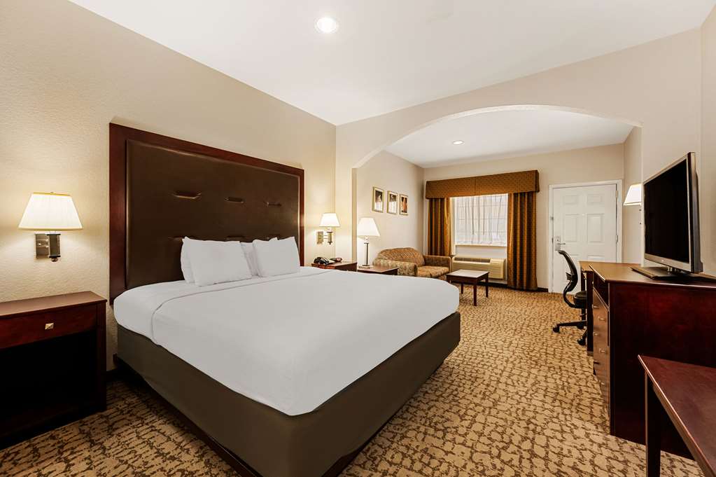 Quality Inn & Suites Houston Northwest Cypress - photo 11