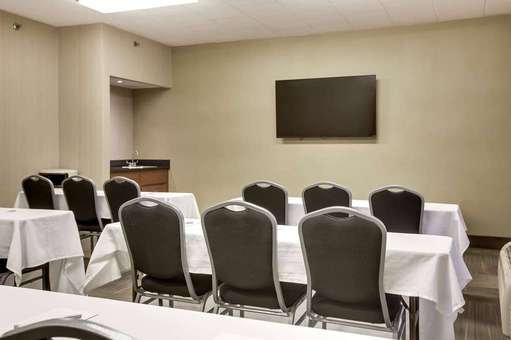 Wingate by Wyndham Cranberry - photo 25