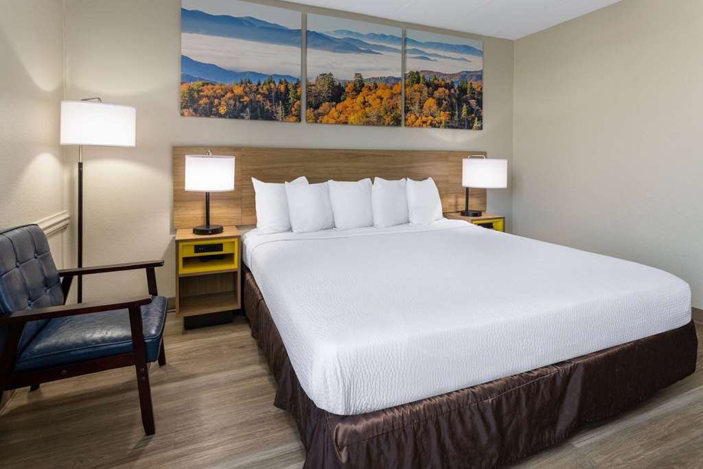 Days Inn by Wyndham Winchester - photo 16