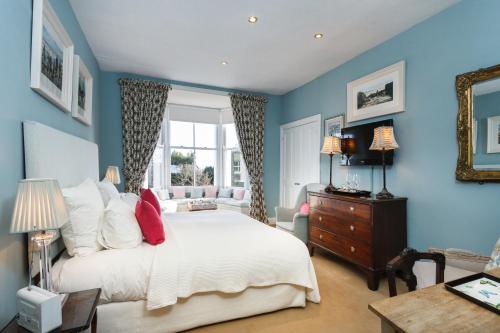 Newton Cottage — Porthcawl — photo 3