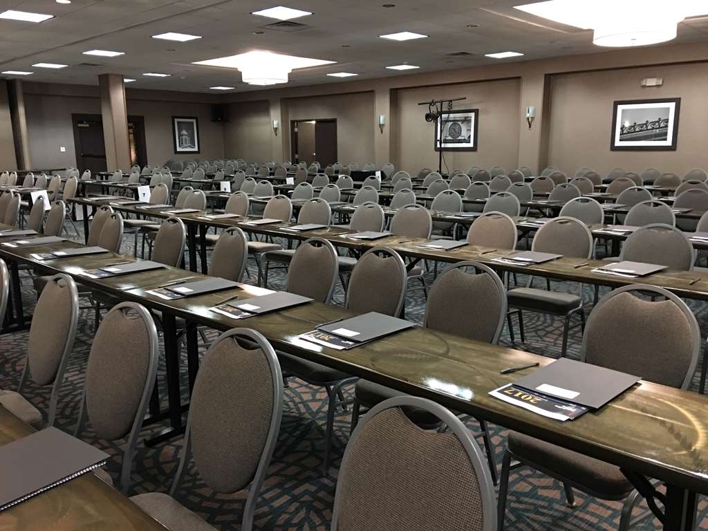 Best Western Plus Kingston Hotel And Conference Center - photo 51